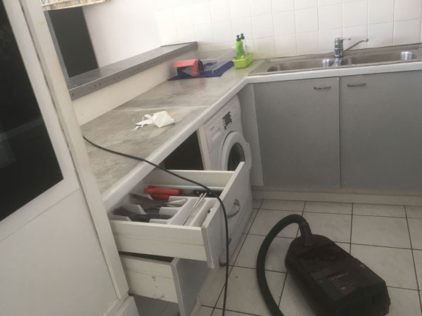 Modern Kitchen Cabinet, Case From Gold Coast, QSL, Australia Modern Kitchen Cabinet, Case From Gold Coast, QSL, Australia