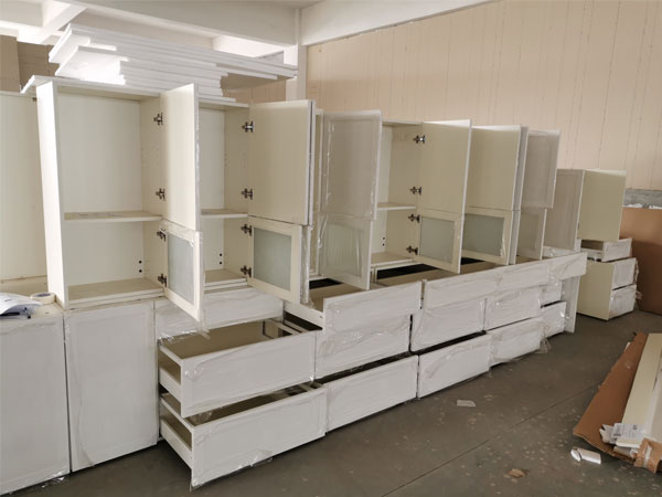 Classic Shaker Kitchen Cabinet, Case From Australia Classic Shaker Kitchen Cabinet, Case From Australia