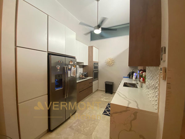 Kitchen Cabinet, Case From San Juan, Puerto Rico Kitchen Cabinet, Case From San Juan, Puerto Rico